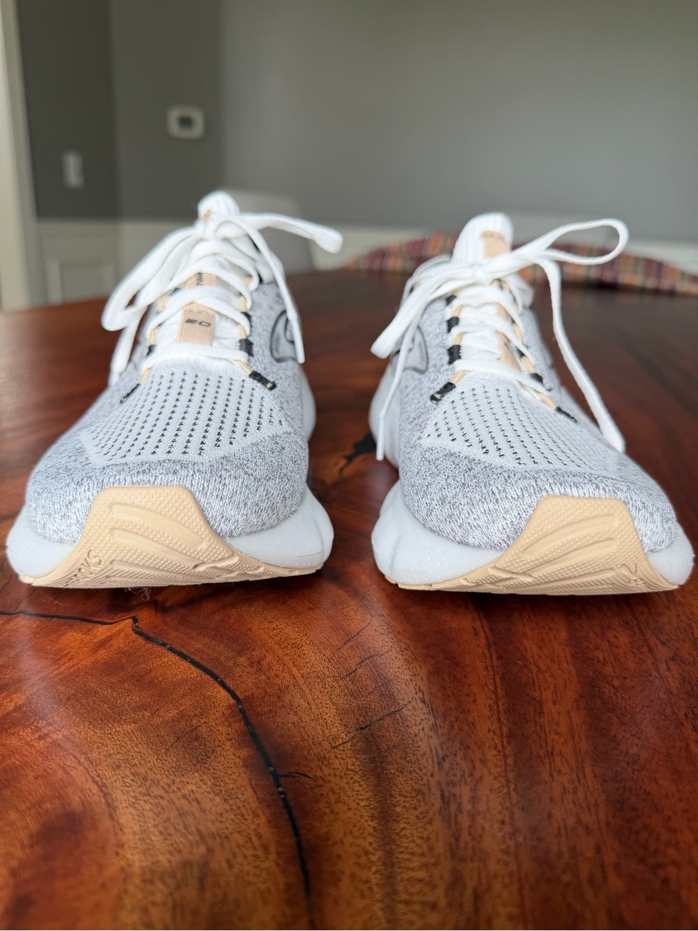 NWOT Women’s Brooks Glycerin 20 StealthFit Sneakers Sz 9 Medium Neutral Cushion - Picture 5 of 14